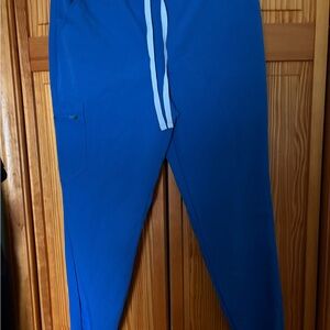 Figs Women Blue scrub Pants
